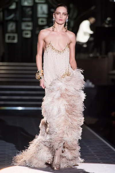 Look 1